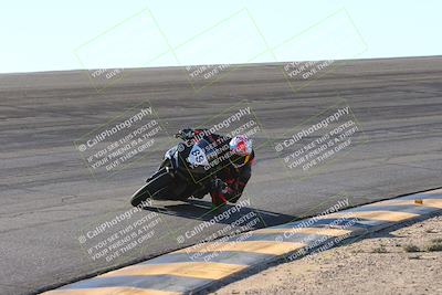 media/Dec-06-2024-CVMA Friday Practice (Fri) [[e1d1c5d4fc]]/4-Group 4 and Trackday/Session 5 (Bowl)/